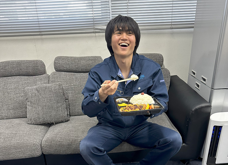 朝食